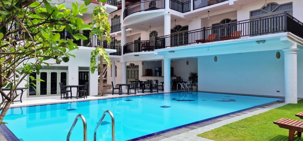 Hotel Chill Hill Hikkaduwa Extérieur photo