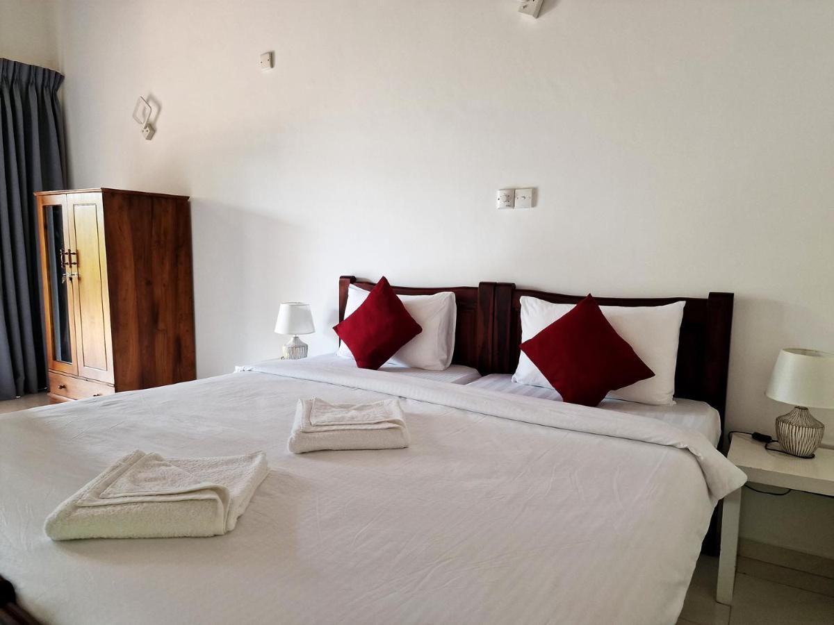 Hotel Chill Hill Hikkaduwa Extérieur photo