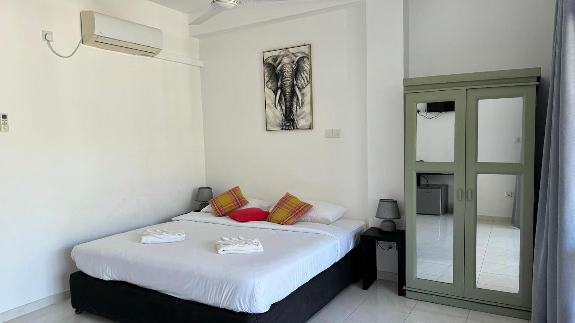 Hotel Chill Hill Hikkaduwa Extérieur photo
