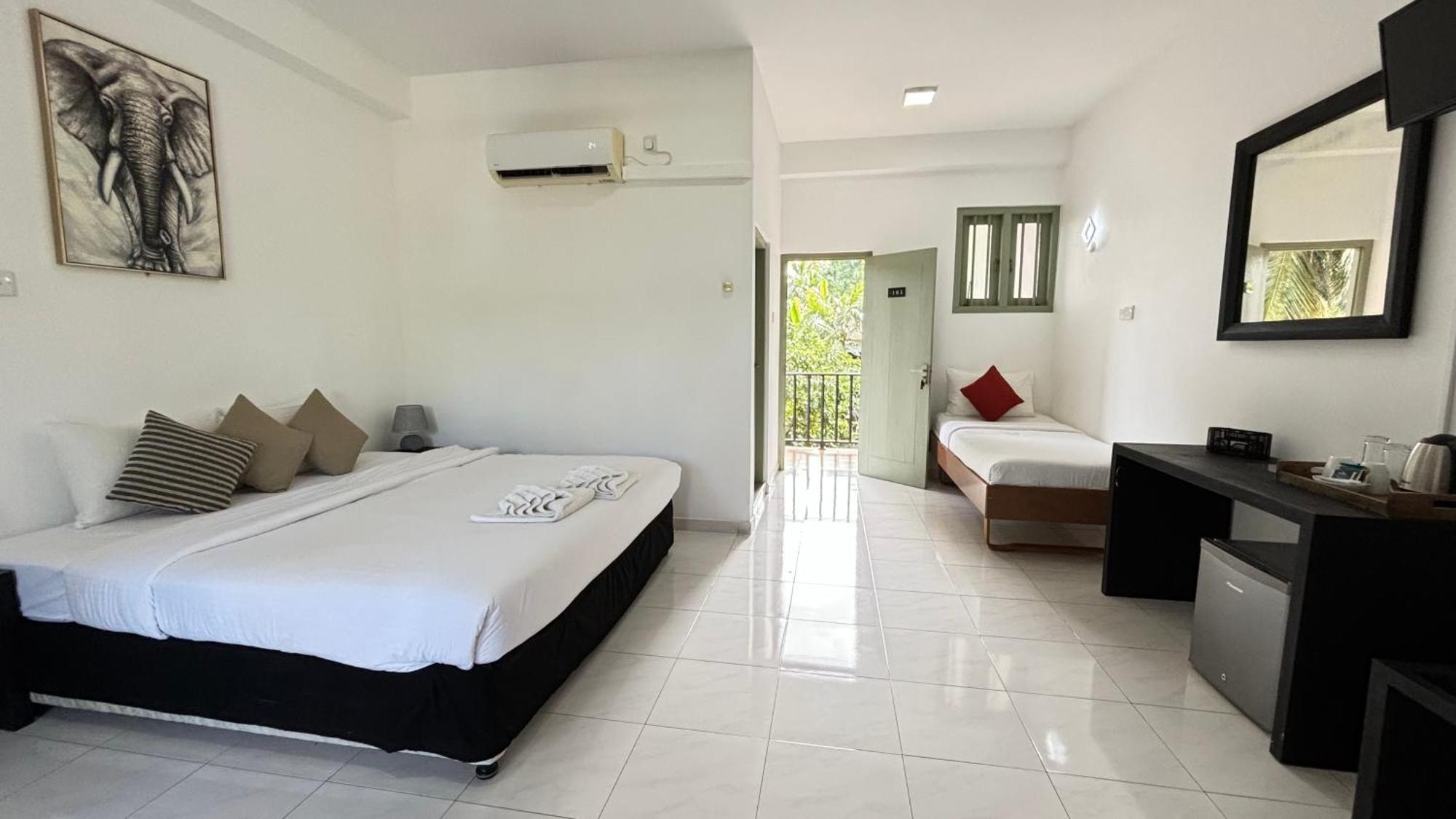 Hotel Chill Hill Hikkaduwa Chambre photo