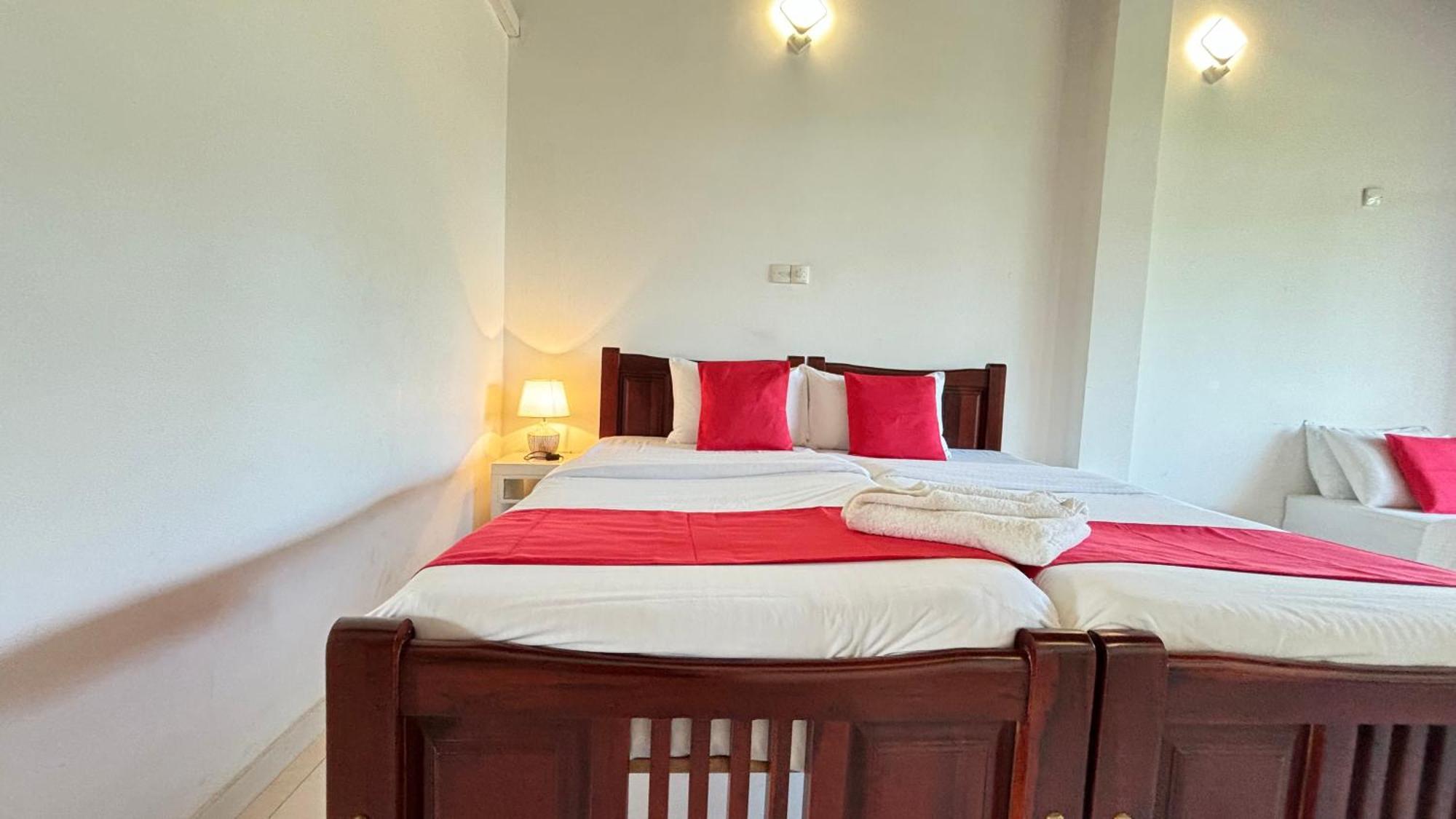 Hotel Chill Hill Hikkaduwa Chambre photo